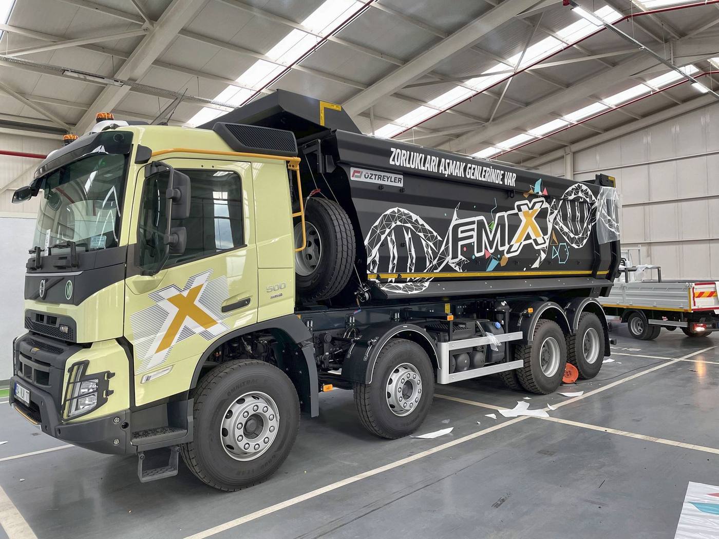 Volvo FMX kamyon giydirme